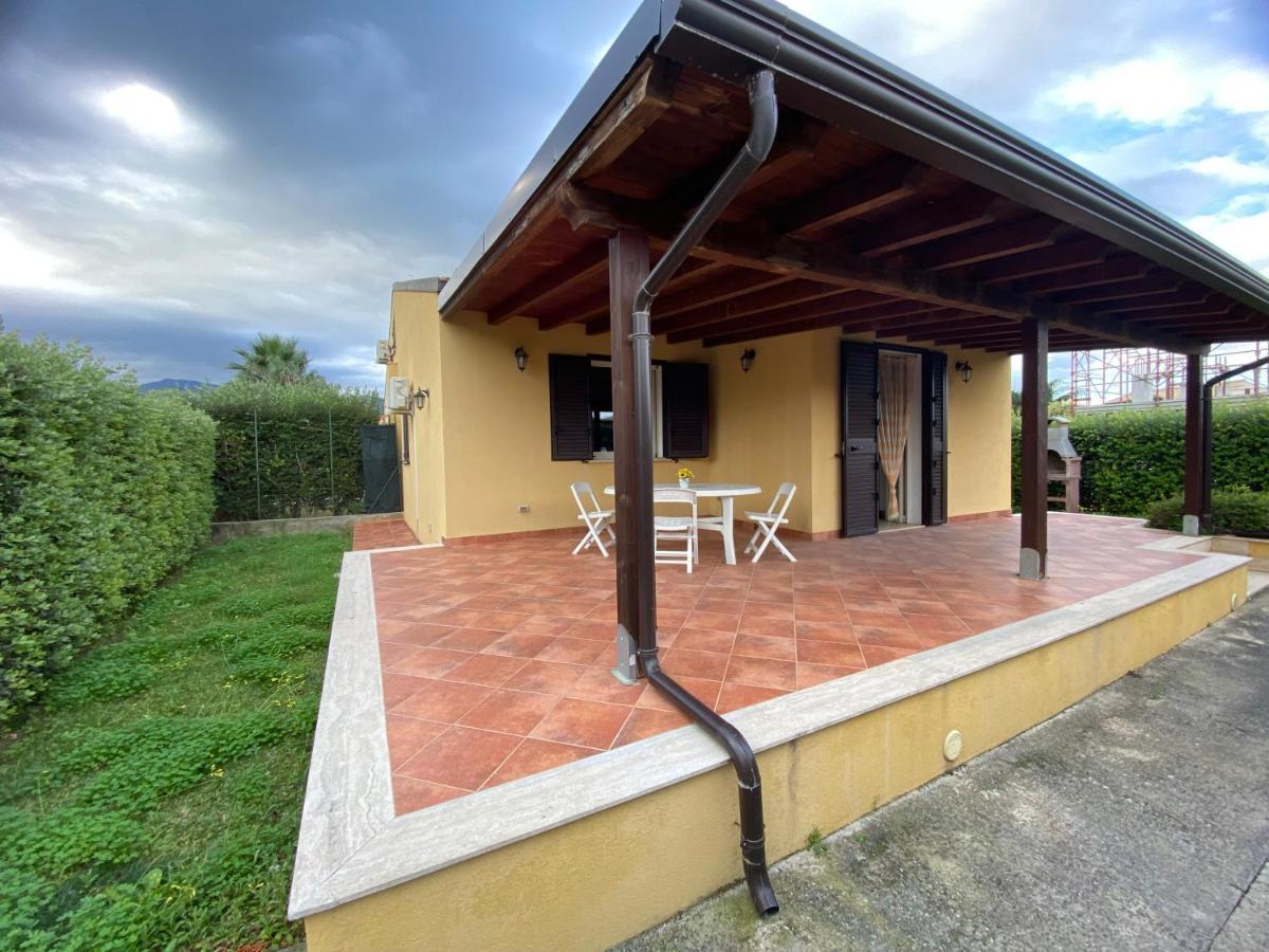 Villa Indipendente Le Coccinelle Beach Mare Piscina A 250 Mt Dal Mare Con Servizio Di Piscina A 400 Mt 12 K Da Cefalu Campofelice Di Roccella Exterior foto