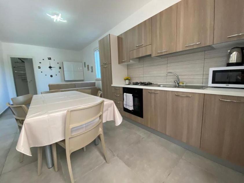 Villa Indipendente Le Coccinelle Beach Mare Piscina A 250 Mt Dal Mare Con Servizio Di Piscina A 400 Mt 12 K Da Cefalu Campofelice Di Roccella Exterior foto