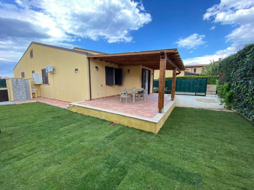 Villa Indipendente Le Coccinelle Beach Mare Piscina A 250 Mt Dal Mare Con Servizio Di Piscina A 400 Mt 12 K Da Cefalu Campofelice Di Roccella Exterior foto